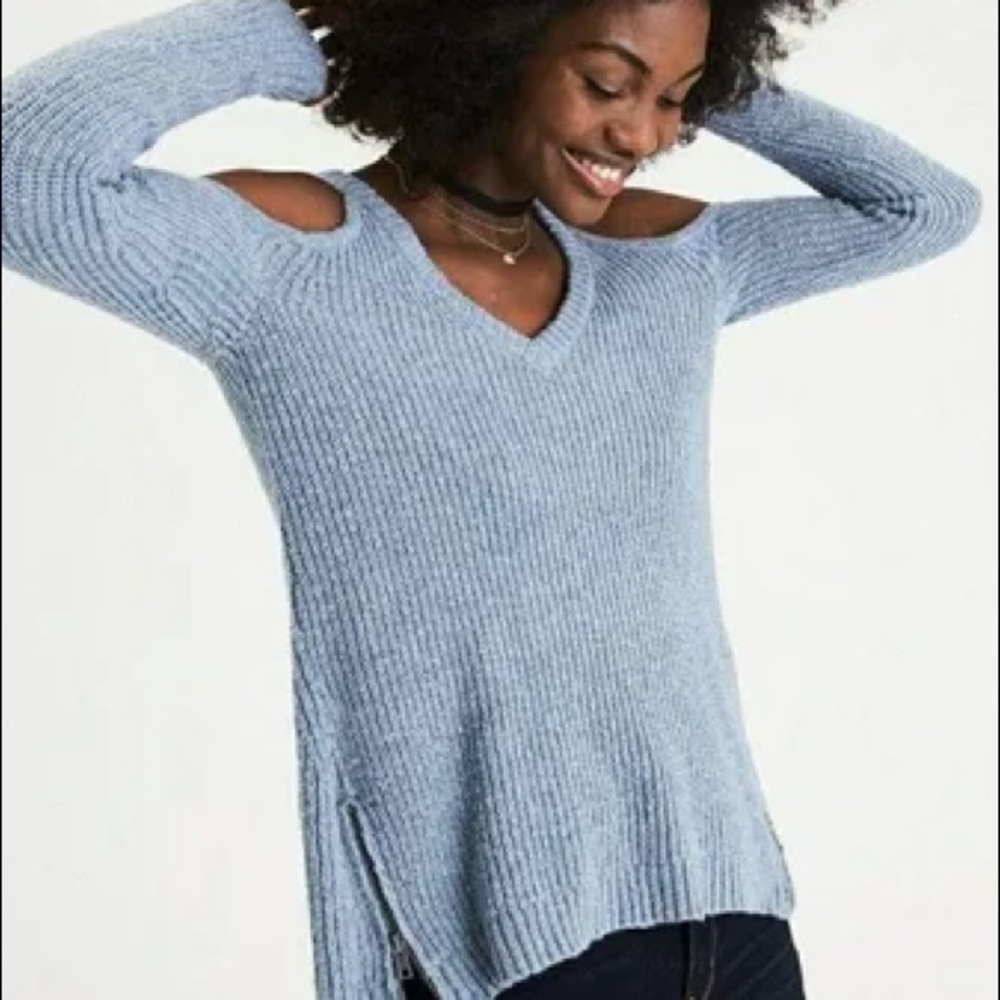 American Eagle Cold Shoulder Sweater size M